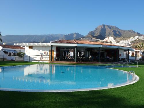 Heated Pool Sea view Speedy WiFi