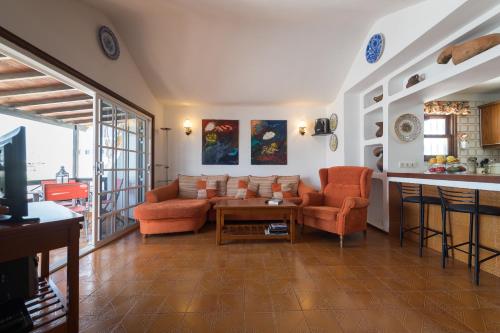 2BR Beach House - Solarium & Shower Terrace - 13