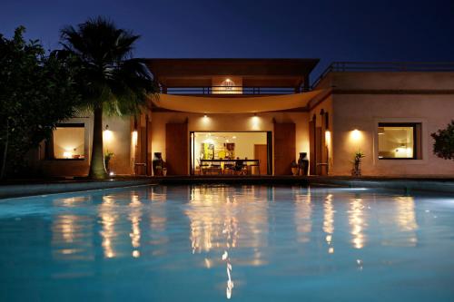 Bazén v ubytování Salamouni Villa ideal for family, 4-6 chambres, 8-12 personnes nebo v jeho okolí