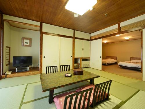 Foto da galeria de Kinugawa Royal Hotel em Nikko