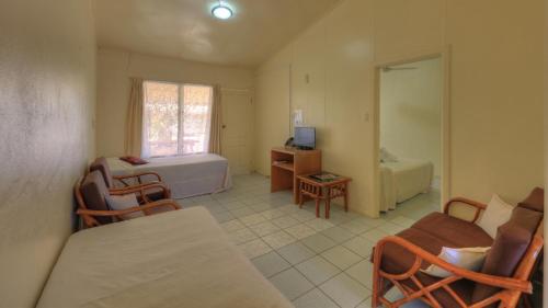 Posezení v ubytování Kiikii Inn & Suites