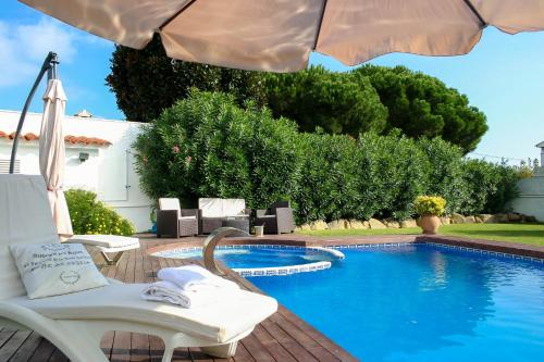 Villa MAS SIBILS, ESPECTACULAR MASIA CON PISCINA PRIVADA Y ...