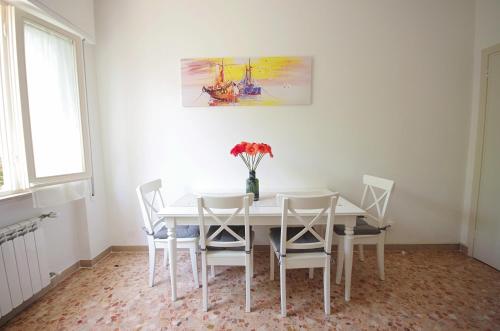 Gallery image of Le Alpi Sul Mare in Querceta