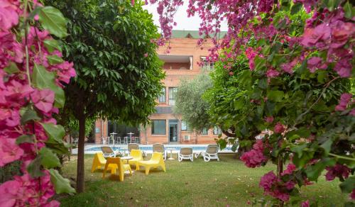 AACR Hotel Monteolivos, Seville – Updated 2022 Prices