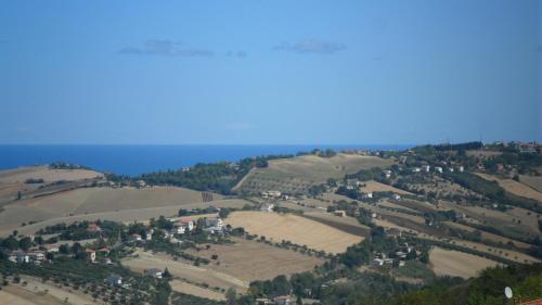 Uma vista aérea de B&B Le Terrazze Fermo