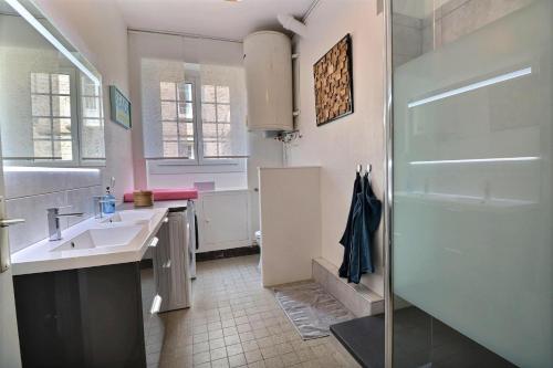 Koupelna v ubytování Gite Jean Dunois - Saint Malo