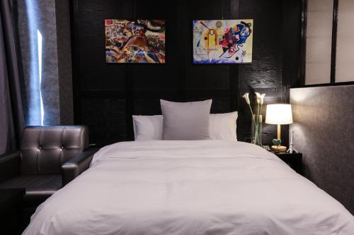 Ένα ή περισσότερα κρεβάτια σε δωμάτιο στο Hotel Senne