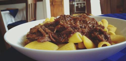 Makanan di atau berdekatan inn ini