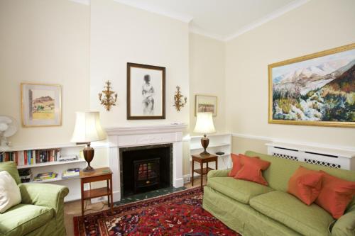 Ovington Gardens