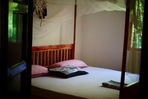 Postel nebo postele na pokoji v ubytování Allens home stay