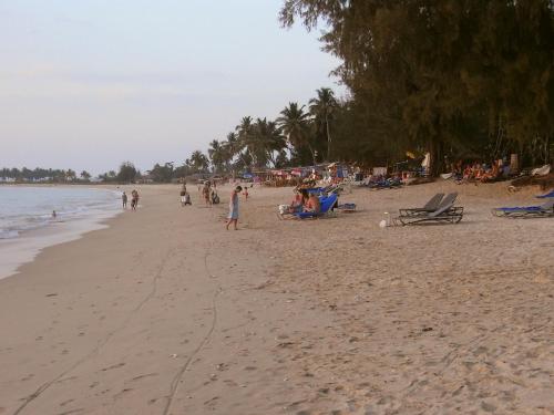 Pantai di atau dekat dengan rumah percutian
