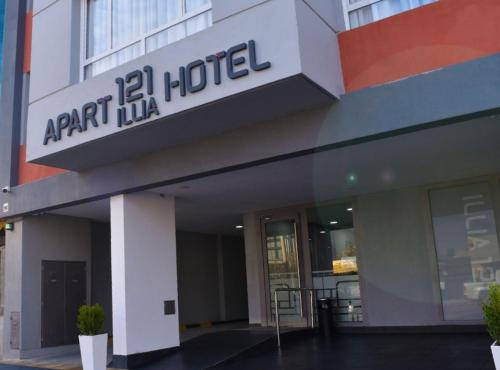 a sign on the side of a building at ILLIA 121 APART HOTEL in Neuquén
