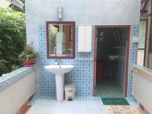 Ванна кімната в Yayee Homestay