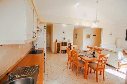 Dapur atau dapur kecil di Casa do Pocinho