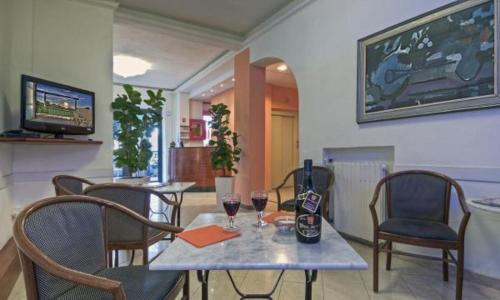 Nápoje v ubytování Hotel Firenze