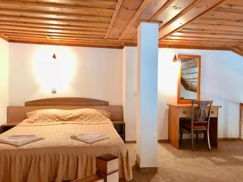 Postel nebo postele na pokoji v ubytování Daf Trans Hotel