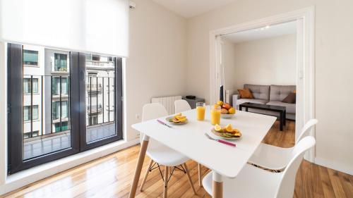 Concha Beach Apartment - SSHousing