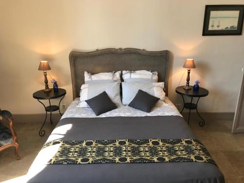 Кровать или кровати в номере Couleurs De Camargue