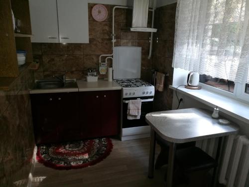 Dapur atau dapur kecil di Tėjos guest house
