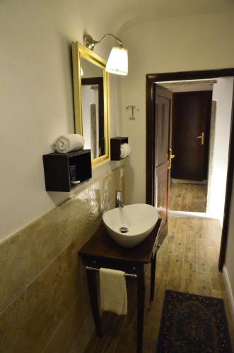Suite la Nicchia Guelfa