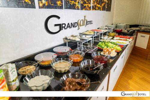 Mad på hotellet eller i nærheden