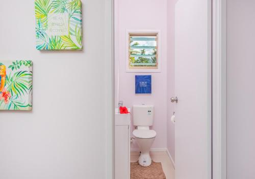 Koupelna v ubytování Rarotonga GolfSeaView