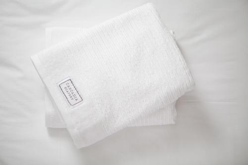 Postel nebo postele na pokoji v ubytování Red Lion Hotel Kelso