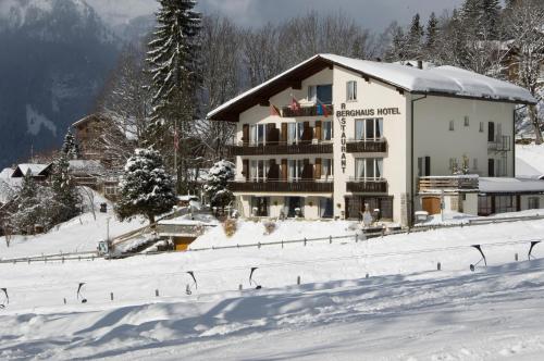 Gallery image of Hotel Berghaus in Wengen