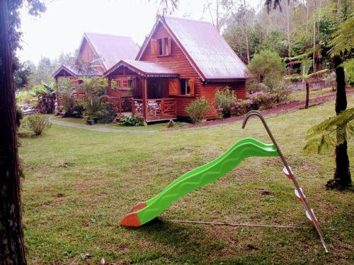 Gallery image of Chalet des plaines in La Plaine des Palmistes