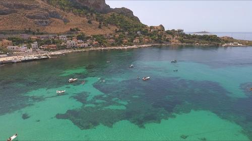 Palermo Mare Holidays – Photos 3