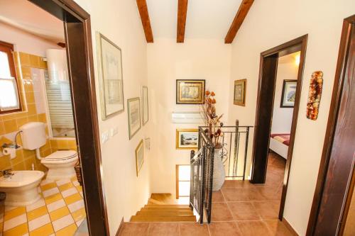 Gallery image of Villa Istriana Jakob with pool in Vabriga