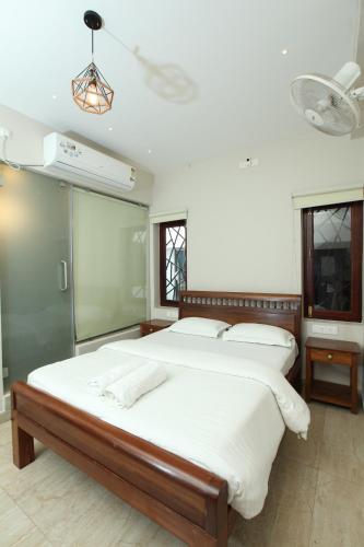 Foto de la galería de Le Windfall Luxury en Pondicherry