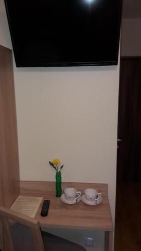 TV a/nebo společenská místnost v ubytování Restauracja "AS"- Noclegi