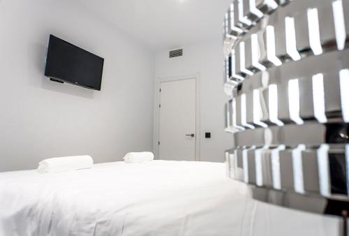 Goles Deluxe Suite by Valcambre