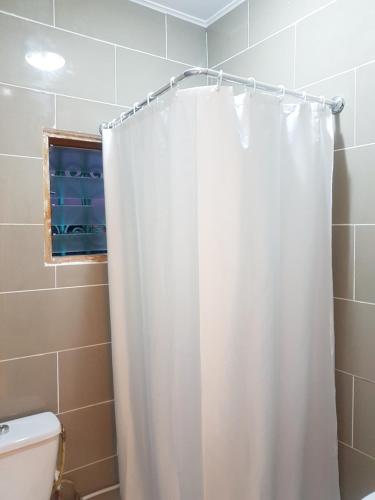 Koupelna v ubytování APPARTEMENT MAKEPE BM 2