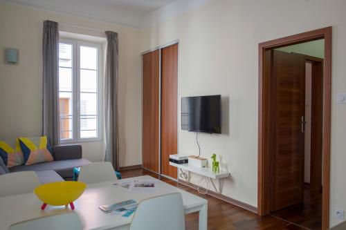 Magnifiques Appartements au coeur du Vieux Nice