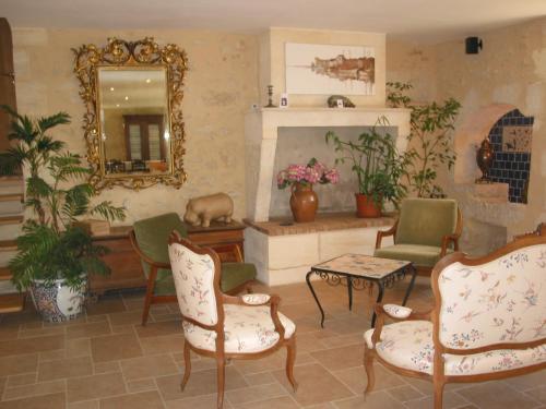 Χώρος καθιστικού στο B&B Les Secrets de Tifayne