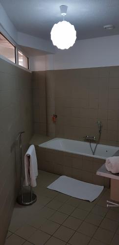 Ένα μπάνιο στο Hello Guyane 1 - Appartement de Luxe, 5 étoiles
