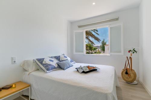 Ένα ή περισσότερα κρεβάτια σε δωμάτιο στο Apartment Rosmare III