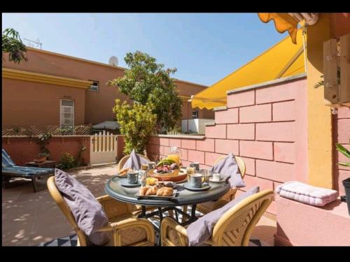 Zdjęcie z galerii obiektu Top1 Green Sea Bungalow jardin w mieście Maspalomas