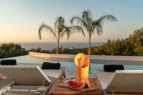 Villa Delfini - Elevated Sea Views by etouri