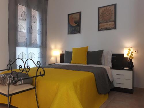 Lova arba lovos apgyvendinimo įstaigoje Casa Tranquila 3 Bedroom Apartment AC WiFi