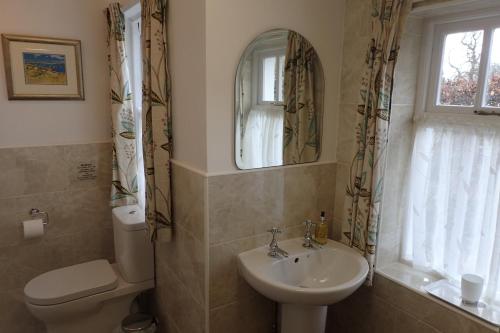 Ванна кімната в Laich Cottage