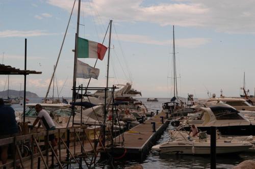 Gallery image of Hotel Gennarino A Mare in Ponza