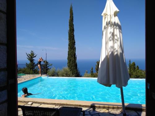 Gallery image of Harmony and Horizon villas in Athanion