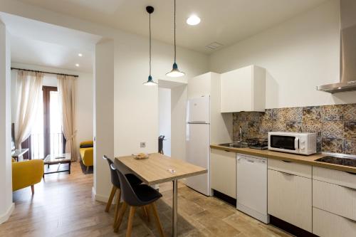 LN Apartamentos Lanza Piscina Parking disponible con Cargador de coches