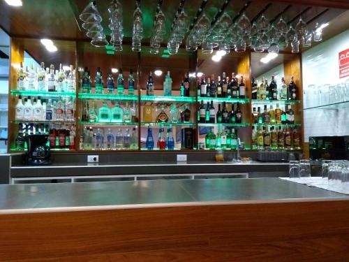 Lounge atau bar di El Puerto Hotel
