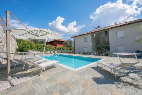 Bazén v ubytování Sant' Agata Bellavista nebo v jeho okolí