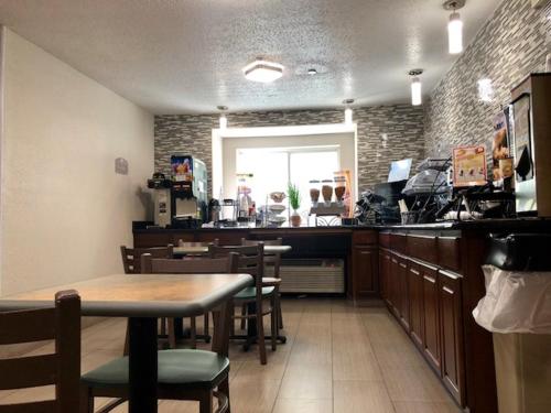 Dapur atau dapur kecil di Microtel Inn by Wyndham - Murfreesboro