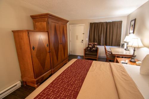 The Crow Peak Lodge – Photos 2